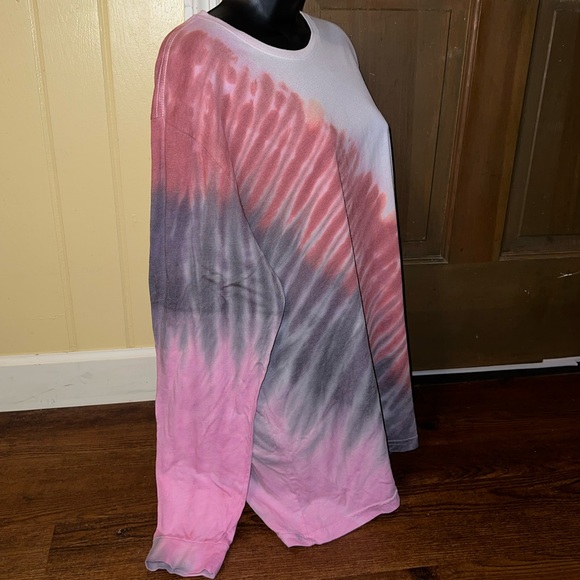 White, Pink & Black Split Tie-Dye Long Sleeve Upcycled Crewneck Shirt Size XL - Picture 4 of 10